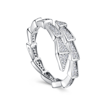 Серебряное кольцо с фианитом